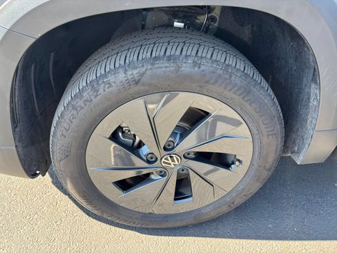 Used 2026 Volkswagen Taos S FWD image 23