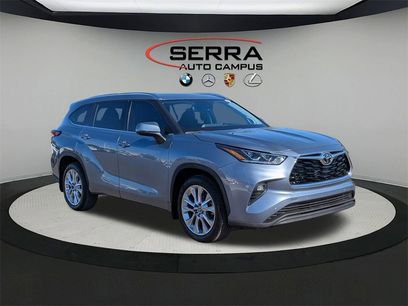 Used 2023 Toyota Highlander Limited