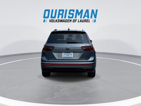 Used 2022 Volkswagen Tiguan SE R-Line FWD image 7