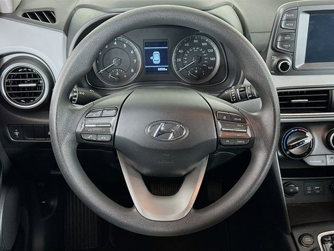 Used 2020 Hyundai Kona SE FWD image 18