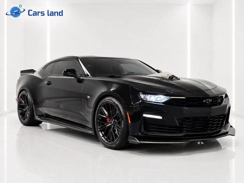 Used 2020 Chevrolet Camaro SS RWD image 1