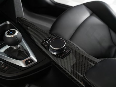 Used 2018 BMW M3 RWD image 39