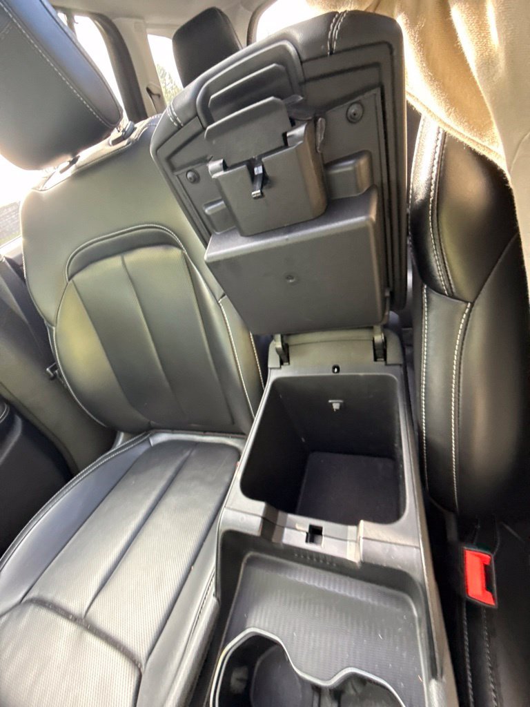 Used 2023 Jeep Grand Cherokee 30th Anniversary AWD/4WD image 24