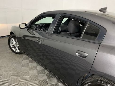 Used 2022 Dodge Charger SXT AWD/4WD image 41