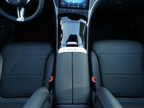 New 2026 Mercedes-Benz GLC 300 4MATIC image 27