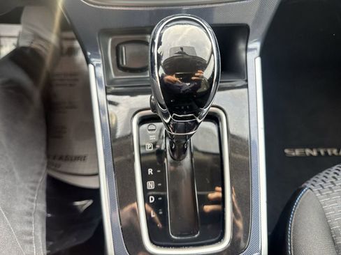 Used 2019 Nissan Sentra SR image 19