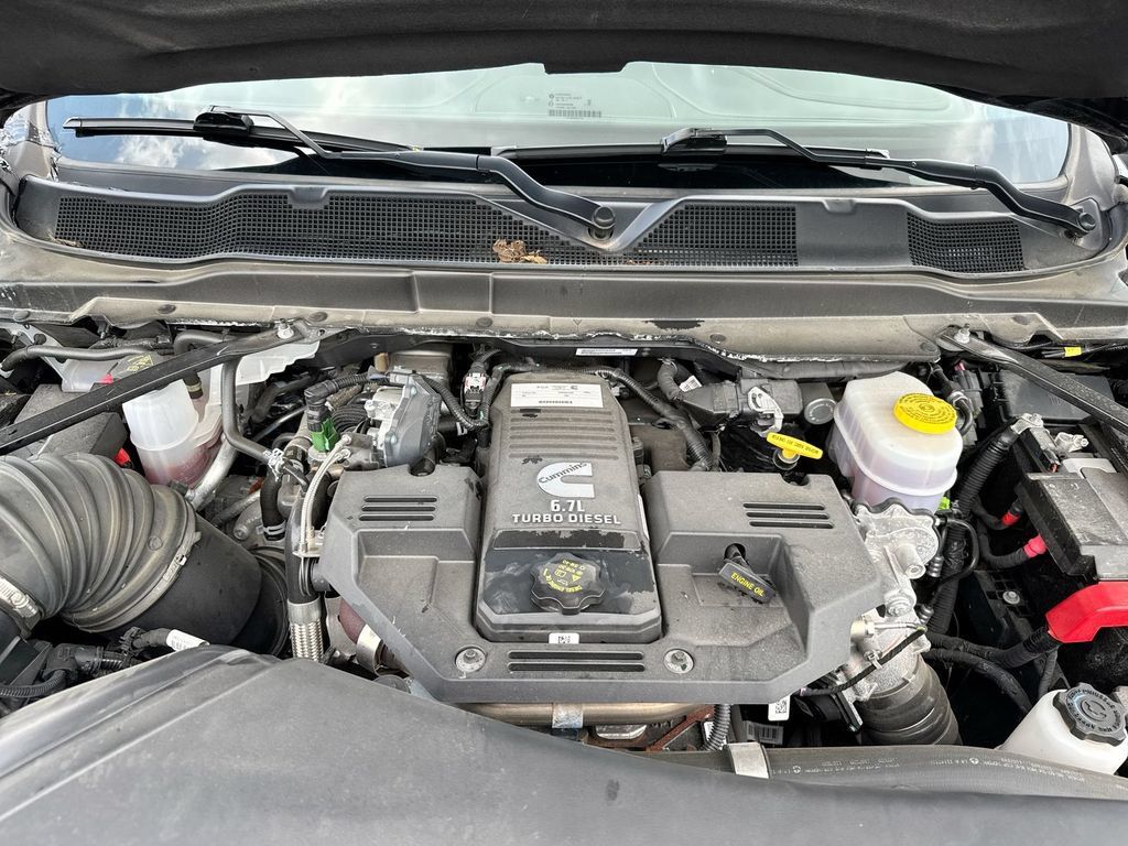 Used 2024 RAM 3500 Limited w/ Towing Technology Group AWD/4WD image 25