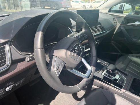 Used 2022 Audi Q5 2.0T Premium Plus w/ Premium Plus Package AWD/4WD image 18