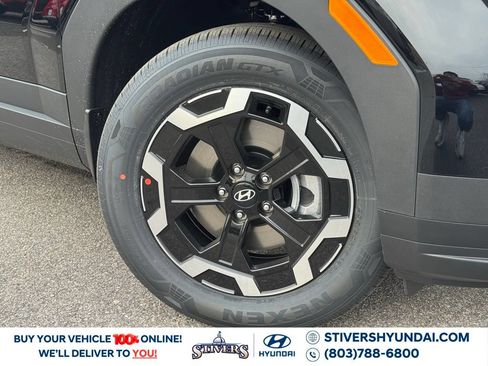 Used 2026 Hyundai Santa Fe SE FWD image 4