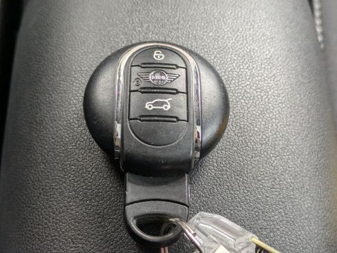 Used 2022 MINI Cooper Clubman S image 34