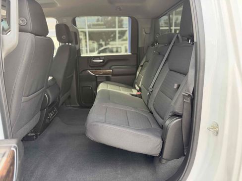 Used 2022 GMC Sierra 2500 SLE w/ Preferred Package AWD/4WD image 12