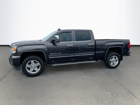 Used 2015 GMC Sierra 2500 Denali w/ Duramax Plus Package AWD/4WD image 4