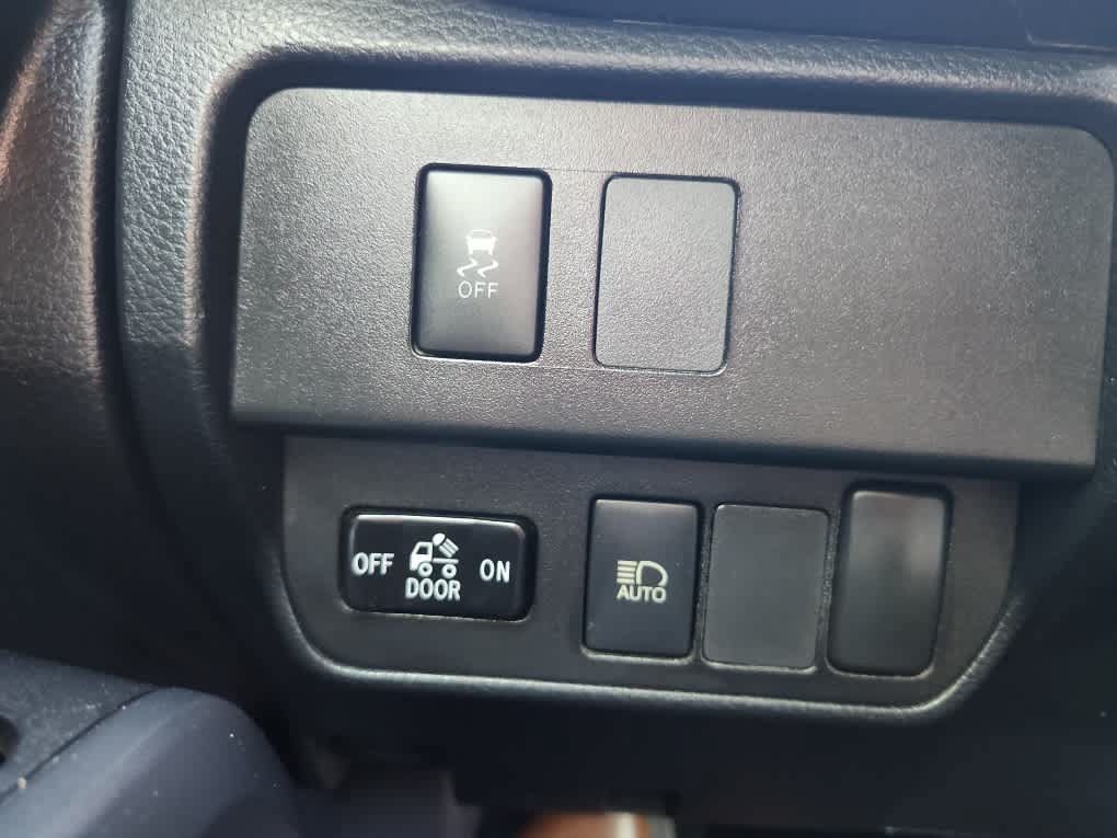 Used 2020 Toyota Tacoma SR AWD/4WD image 21