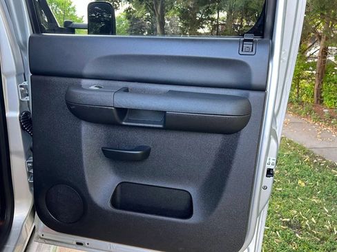 Used 2014 Chevrolet Silverado 2500 LT w/ Interior Plus Package image 22