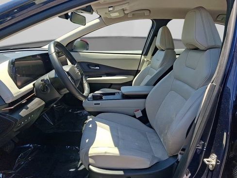 Used 2023 Nissan Ariya FWD image 15