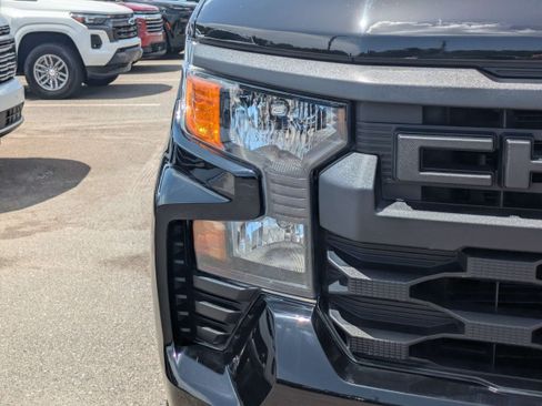 Used 2026 Chevrolet Silverado 1500 Custom AWD/4WD image 9