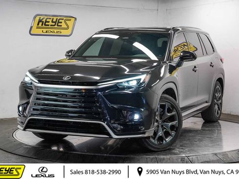 Used 2025 Lexus TX 500h AWD w/ Technology Package image 1