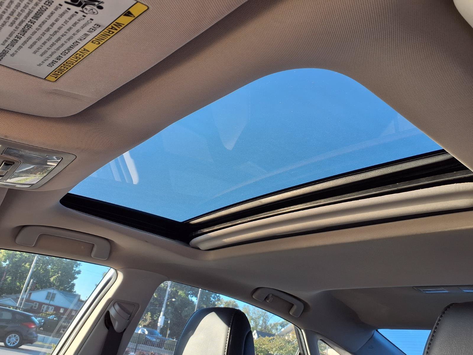 Used 2015 Toyota Avalon XLE Premium FWD image 19