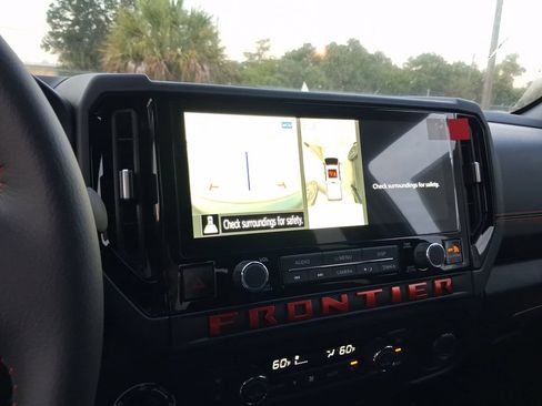 New 2026 Nissan Frontier PRO-4X w/ Pro-4x Convenience Package AWD/4WD image 10
