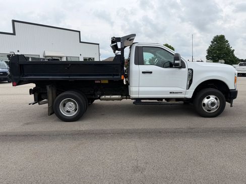 Used 2023 Ford F350 XL w/ Snow Plow Prep Package AWD/4WD image 5