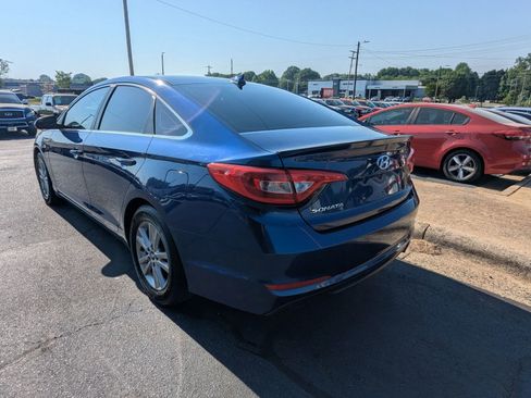 Used 2017 Hyundai Sonata SE FWD image 5