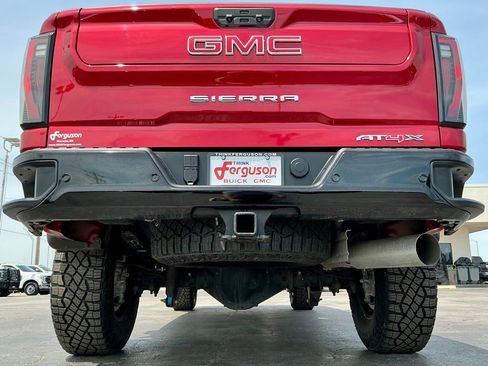 Used 2025 GMC Sierra 2500 AT4X AWD/4WD image 17