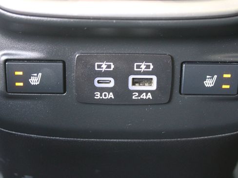 Used 2024 Subaru Outback Limited AWD/4WD image 27