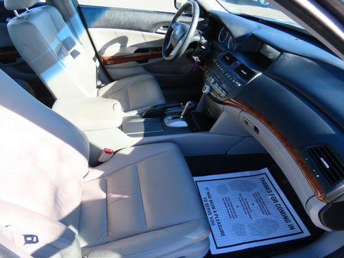 Used 2012 Honda Accord EX-L image 11