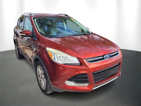Used 2015 Ford Escape Titanium image 1