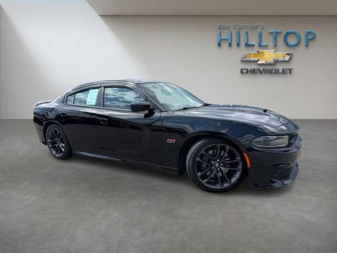 Used 2021 Dodge Charger Scat Pack w/ Plus Group RWD image 2