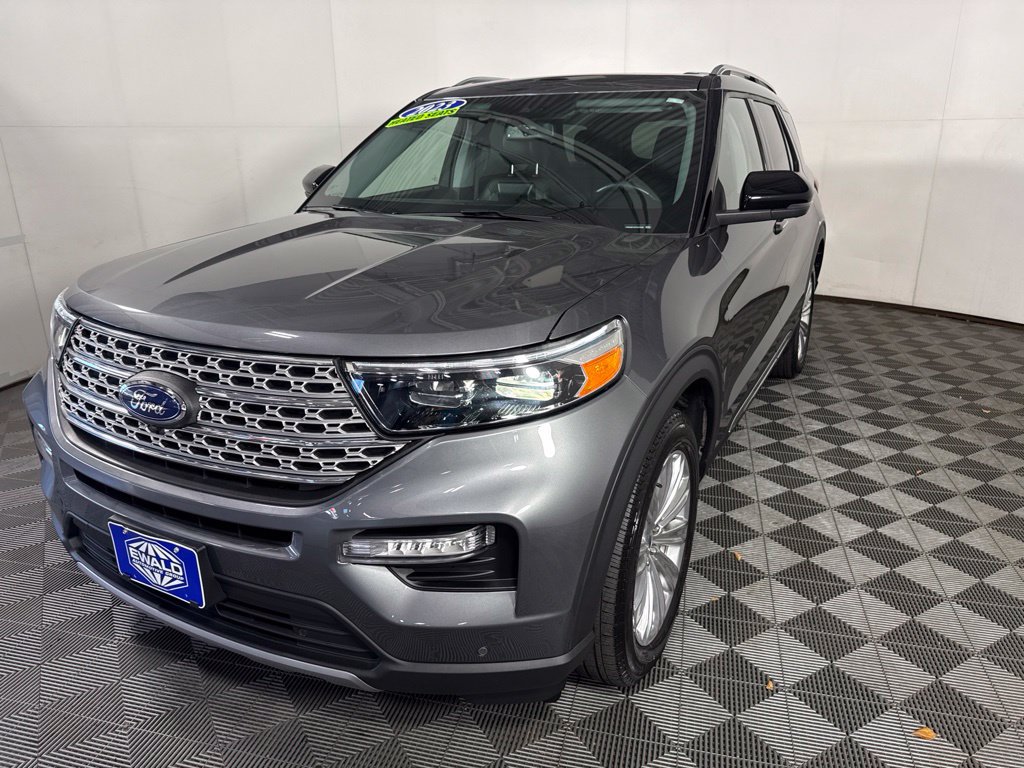 Used 2023 Ford Explorer Limited w/ Limited Technology Package AWD/4WD image 5