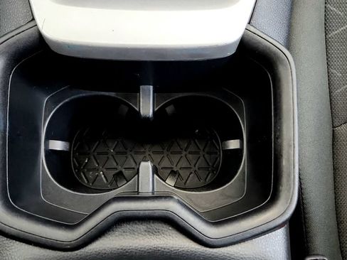 Certified 2025 Toyota RAV4 XLE AWD/4WD image 34