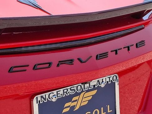 Used 2021 Chevrolet Corvette Stingray Preferred Conv w/ Z51 Performance Package RWD image 29
