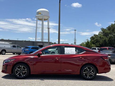 Used 2024 Nissan Sentra SV FWD image 7