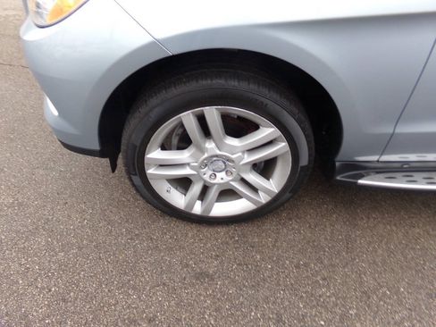 Used 2015 Mercedes-Benz ML 350 2WD image 41