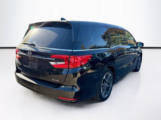 Used 2024 Honda Odyssey Elite image 9