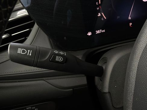 Used 2025 Buick Encore GX Preferred FWD image 34