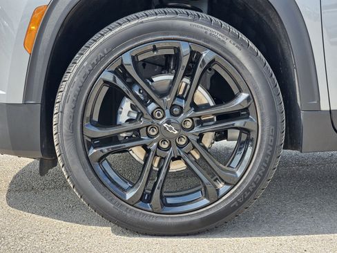 New 2026 Chevrolet Traverse LT FWD image 7