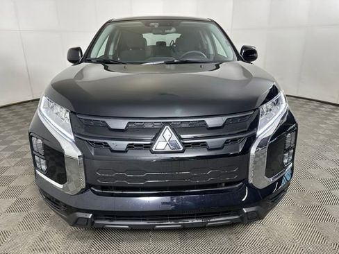 Used 2025 Mitsubishi Outlander Sport LE image 8