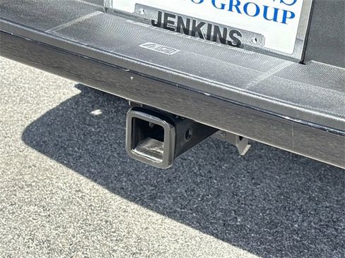 Used 2024 Ford F150 Platinum image 13