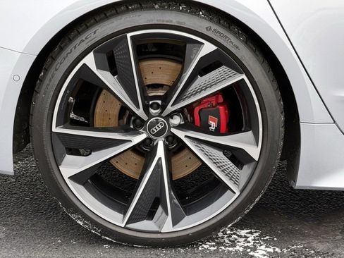 Used 2022 Audi RS 7 Sportback w/ Black Optic Package image 10