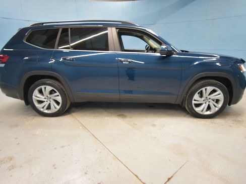 Used 2022 Volkswagen Atlas SE image 37