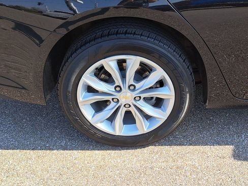 Used 2025 Chevrolet Malibu LT image 6