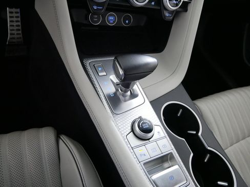 Used 2022 Genesis G70 3.3T w/ Sport Advanced Package image 24