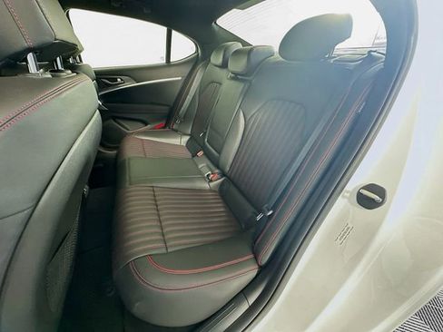 Certified 2025 Genesis G70 3.3T Advanced image 16