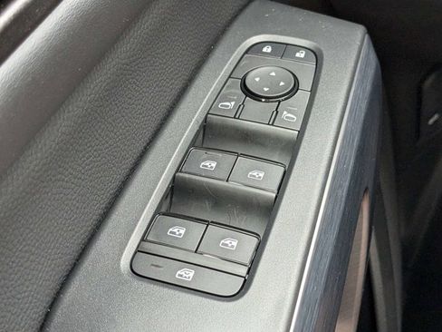 New 2025 Nissan Pathfinder Rock Creek image 23