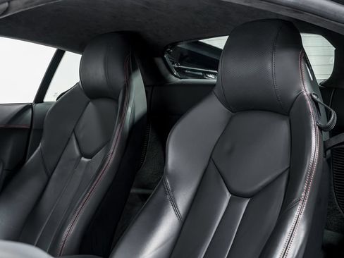 Used 2021 Audi R8 V10 RWD image 18