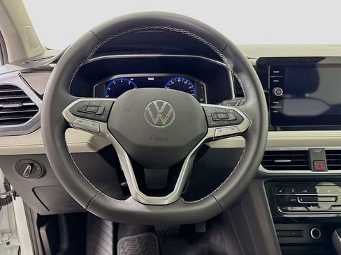 New 2026 Volkswagen Taos SEL AWD/4WD image 12