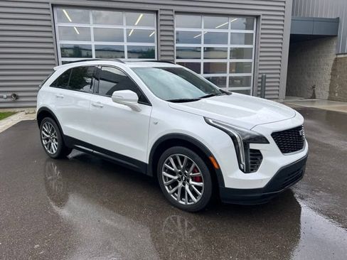 Used 2021 Cadillac XT4 Sport AWD/4WD image 3