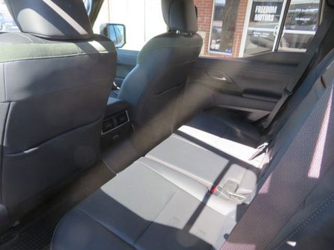 Used 2024 Lexus GX 550 Overtrail image 19